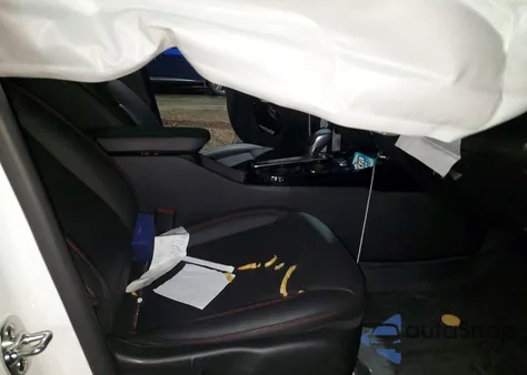 2025 Chevrolet Trax 2Rs z USA, uszkodzony, nr VIN 340231